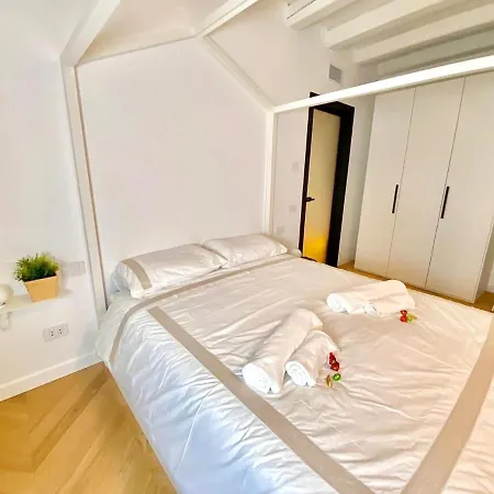 Apartman 1min Da E Duomo Prestigioso